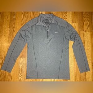 Patagonia Capilene 3 midnight women’s gray polyester 1/4 zip base layer top